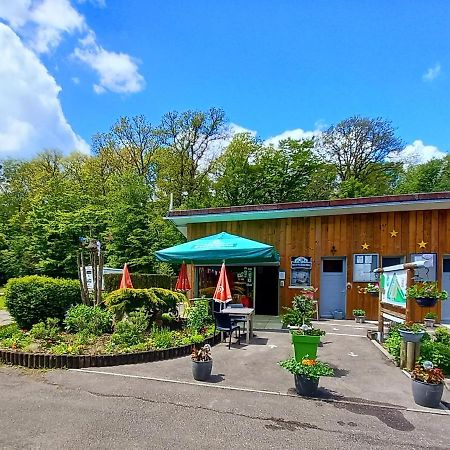 Camping De Contrexéville Eksteriør bilde