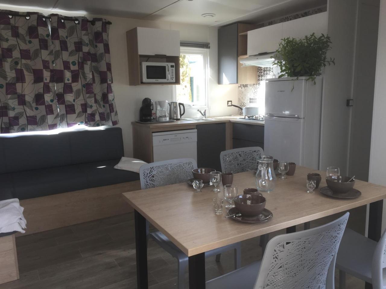 Camping De Contrexéville Eksteriør bilde